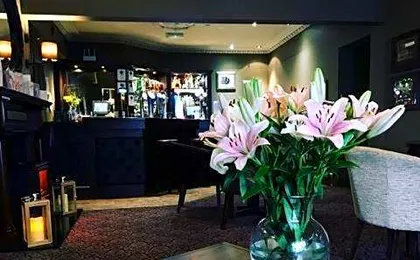 Chieftain Hotel