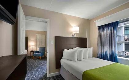 Dayton House Resort - BW Signature Collection