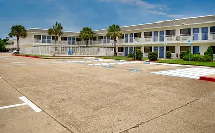 Motel 6 Gulfport, MS Airport