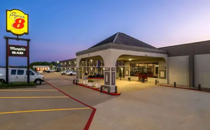 Super 8 by Wyndham Longview/North