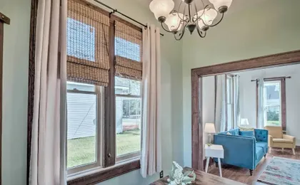 Lake Charles Cottage w/ Fireplace & Yard!