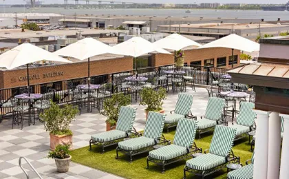 Market Pavilion Hotel