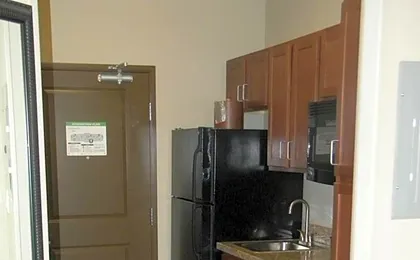 Teddy's Residential Suites Watford City
