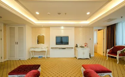 Beijing Huiqiao Hotel