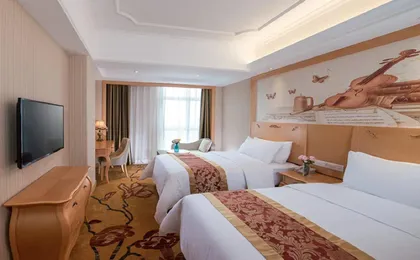Vienna Hotel (Shenzhen International Convention And Exhibition Center Fuyong Baoan Avenue)