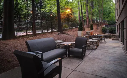 Holiday Inn Express & Suites Atlanta Buckhead