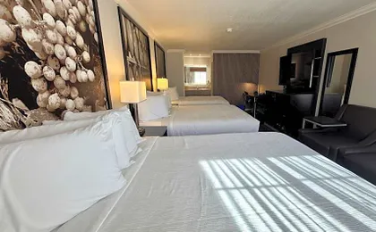 The Orchard Hotel Ukiah Wine Country Free Breakfast, Pool, & Hot Tub