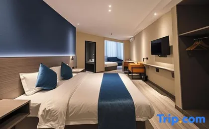 Huarui Hotel (Chongqing Jiefangbei Hongyadong Branch)