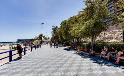 Rambla 43