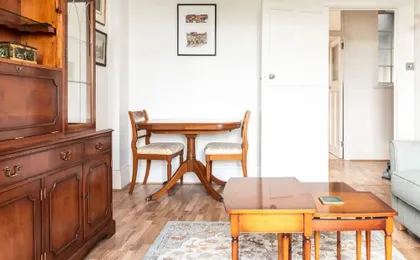 Chestnut Blossom 1 Bedroom in Kensington