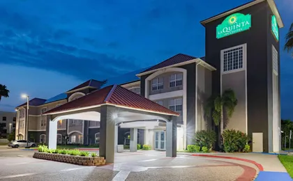 La Quinta Inn & Suites By Wyndham Pharr Rgv Medica