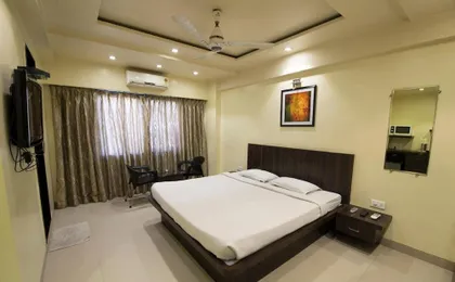 Suresh Inn