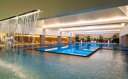 HUALUXE Shanghai Twelve At Hengshan By IHG