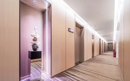 Huayi Homestay (Chongqing West Railway Station Xinqiao Hospital Station)