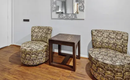 12 Oaks Motor Hotel (Adults only)