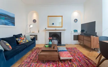 Beautiful Hampstead Home RH6