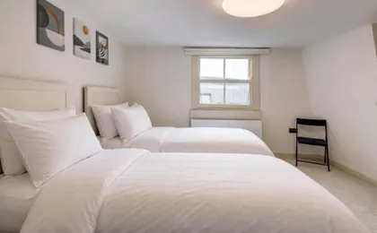 Stylish 2BR Apartment in Leicester Square