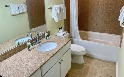 Beachgate Condo Suites And Hotel 533 1 Bedroom Condo