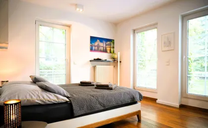 The Berlin Getaway / 80qm in Berlin's Historic Diplomatic Quarter