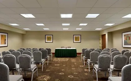 Embassy Suites By Hilton Hotel Piscataway-Somerset