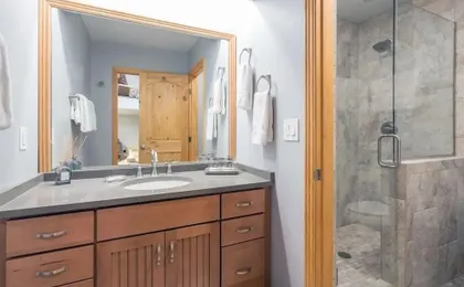 Ground Floor On River Trail, Walk To Ski 1 Bedroom Condo by RedAwning