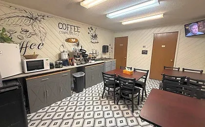 Clarion hometown inn