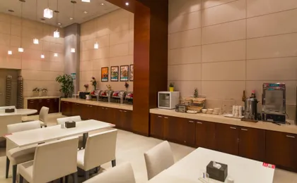 Jinjiang Inn Shenzhen Dewang Guangchang Jiudian