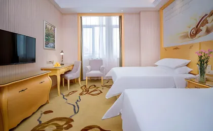 Vienna International Hotel (Zongguan Subway Station Hanxi Store