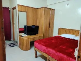 Goroomgo Kaveri Deluxe Lodge Bengaluru