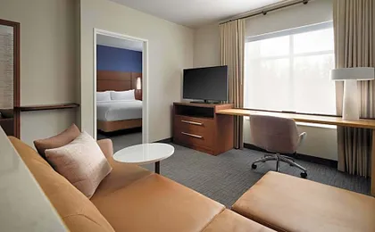 Inn at Bellefield / Hyde Park