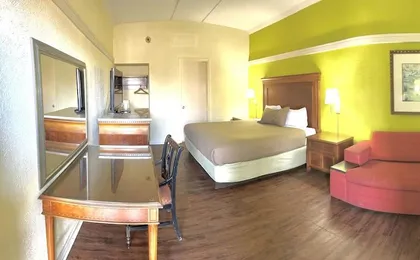 Hotel Morgantown & Conference Center