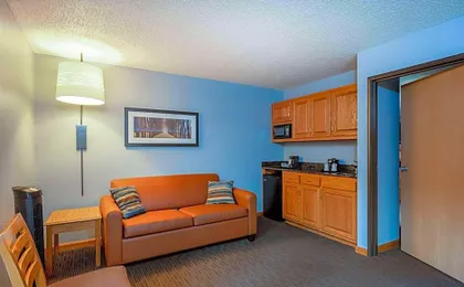 AmericInn by Wyndham Eau Claire