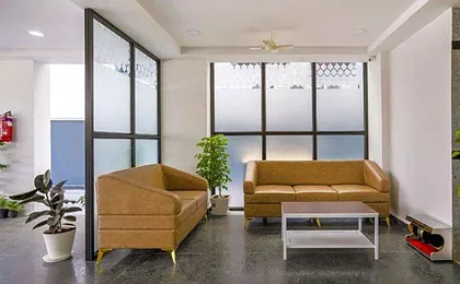 The Balcony Suites
