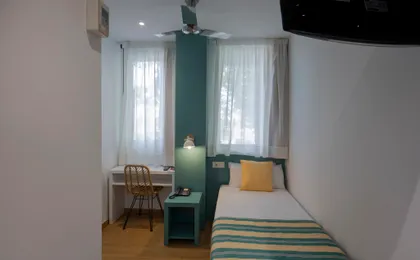 Yomo Hostal BCN Port