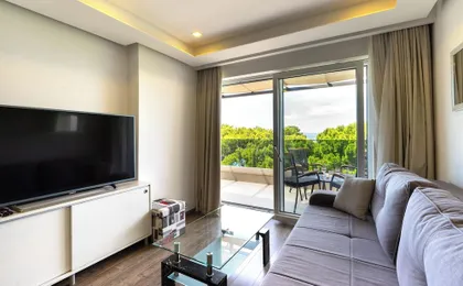 Luxury Penthouse Apt on Beach Makarska