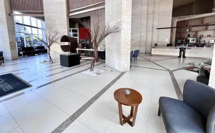 Suite Com Varanda E Piscina Na Barra Da Tijuca - Rj