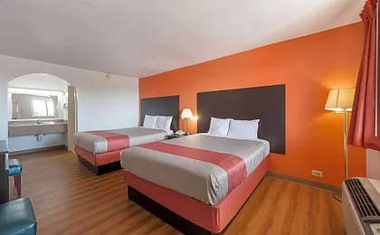 Motel 6 San Antonio, TX - I-10 West