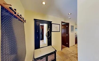 Gorgeous Remodeled Condo With Views Of Mammoth Mountain! by RedAwning