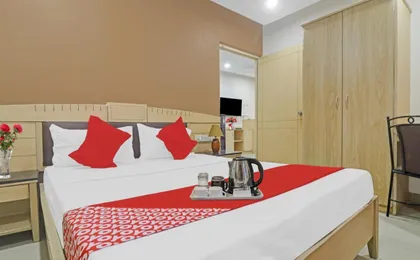 Hotel Padmini Residency