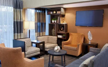 Silver Cloud Inn University