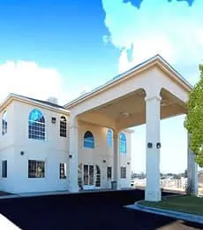 US Travelers Inn & Suites