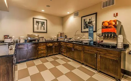 Hampton Inn Colorado Springs-Airport