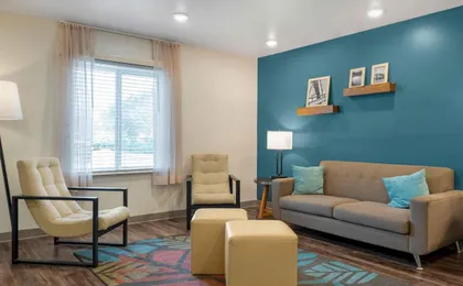 Extended Stay America Select Suites Orlando Airport