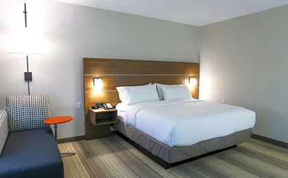 Holiday Inn Express & Suites Houston IAH-Beltway 8 By IHG