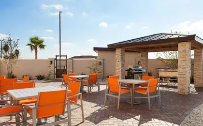 Holiday Inn Express & Suites Edinburg-Mcallen Area