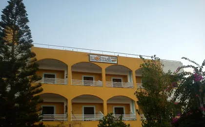 Iliostasi Beach Apts