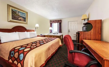 Super 8 by Wyndham Eastland