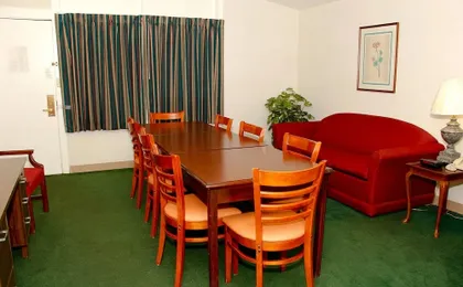 Colony House Motor Lodge