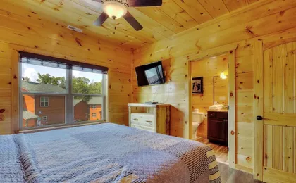 New 5K Suites Hot Tub Game Room Near Gsmnp