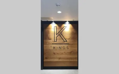 Luxury One Bedroom Apartment Within the City Walls